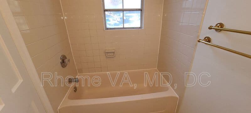 Arlington Condo: 1811 Key Blvd