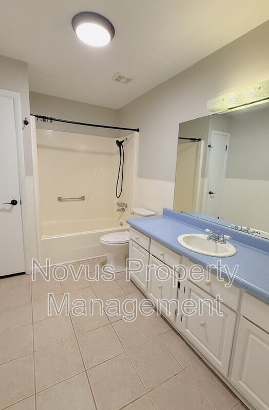 Bowdon House: 611 Mitchell Ave