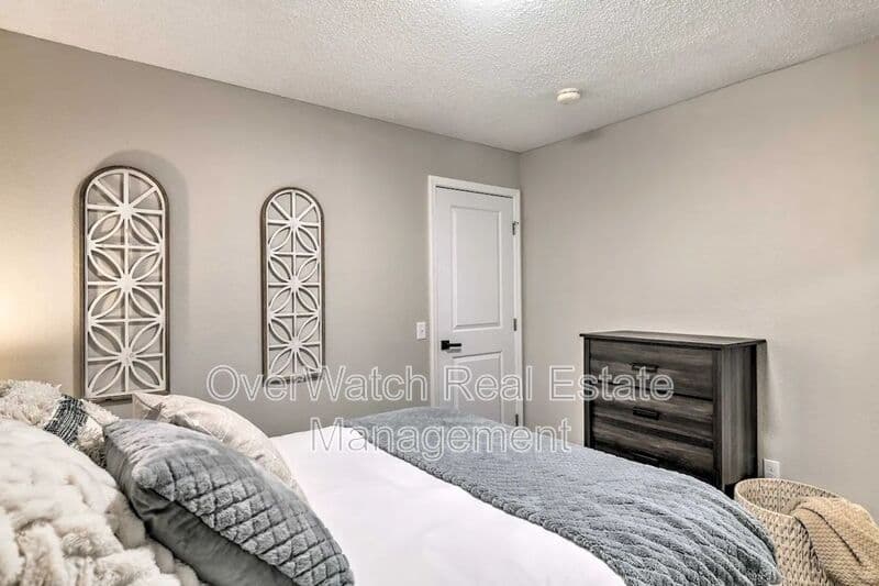 Anchorage Condo: 5125 Rhyner Court