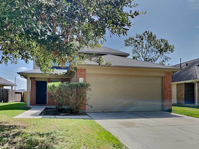 Houston House: 22366 Queenbury Hills Dr