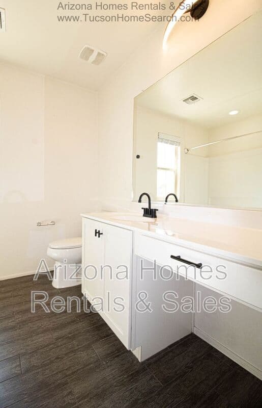 Tucson House: 11149 E Vail Vista Court