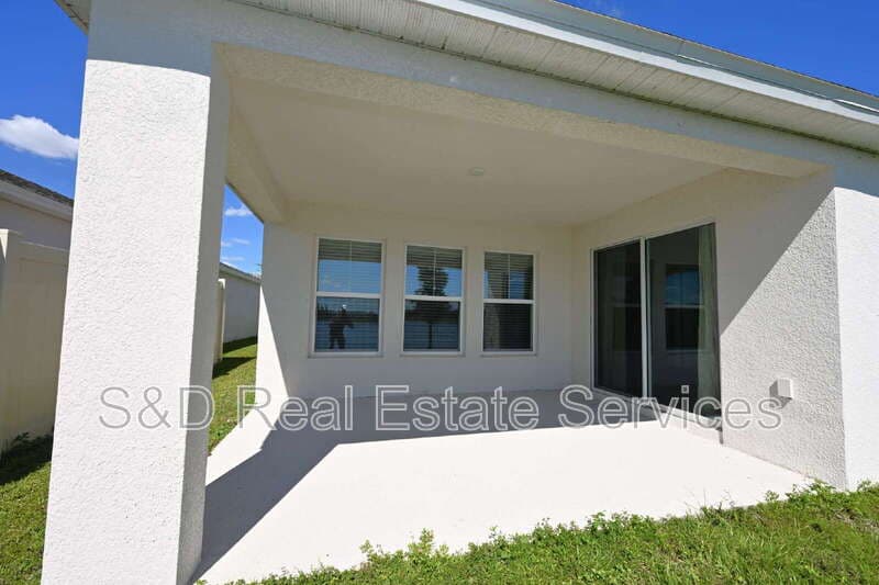 Lakeland House: 5511 Arlington River Drive