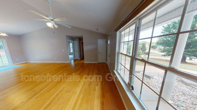 Lyman House: 226 Heatherbrook Drive