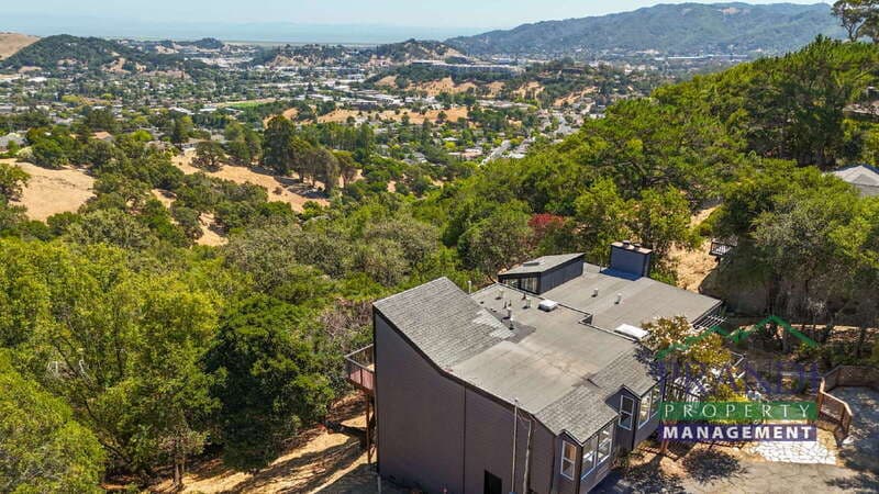 San Anselmo House: 645 Fawn Dr
