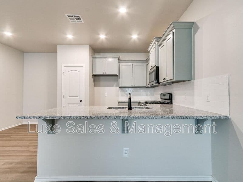 Oklahoma City House: 10541 Lawson Place Rd