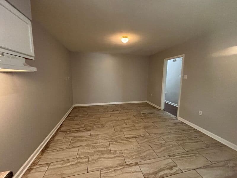 Memphis House: 2771 Northmeade Ave