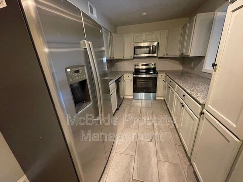 Augusta Townhome: 1017 Stevens Creek Road