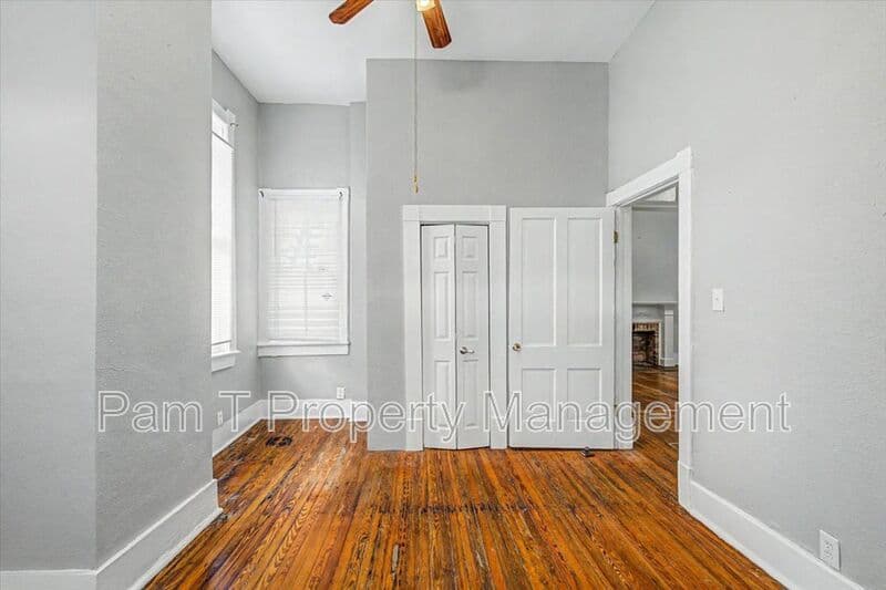 Savannah Condo: 402 E Park Ave