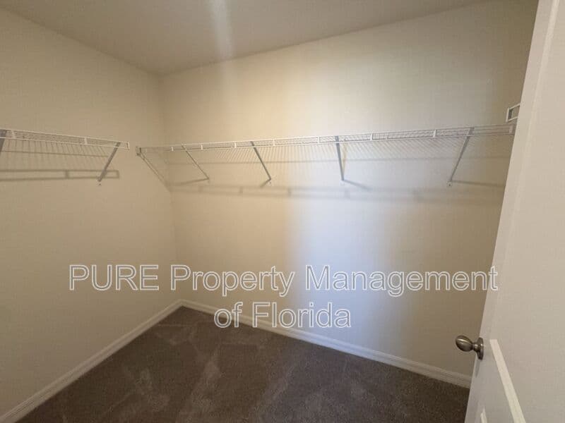 Ocala House: 5527 SW 43rd Ct