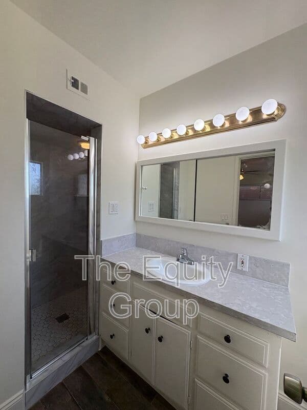 Dinuba House: 341 North Garden Dr