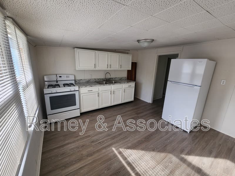 Louisville Condo: 1122 Larchmont Ave