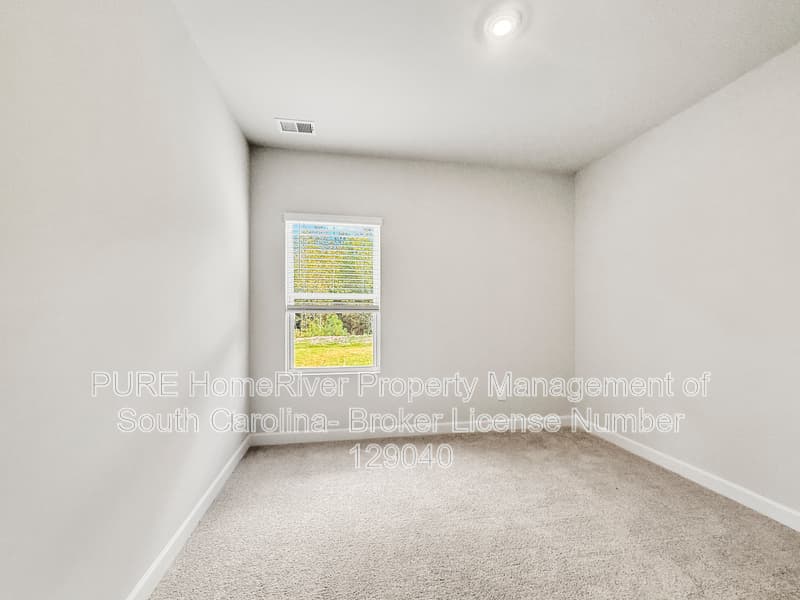 Moore House: 1496 Switchback Cir