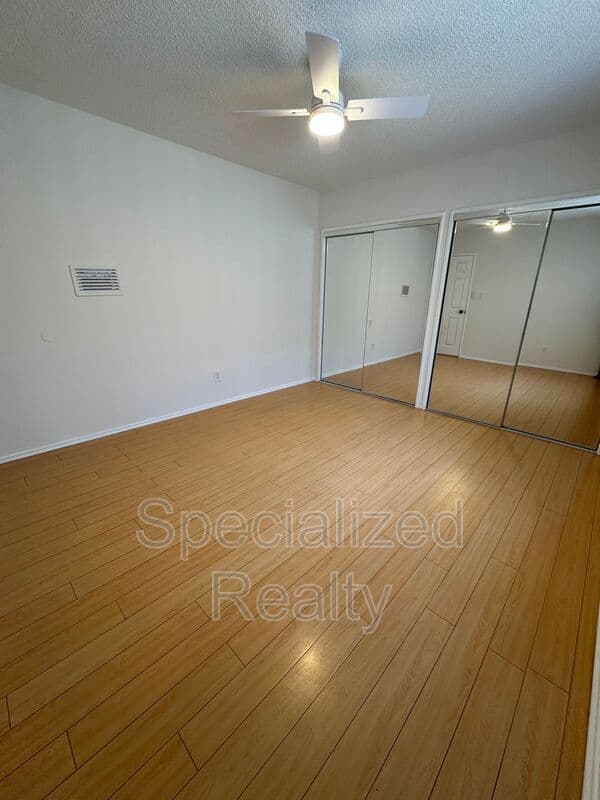 Glendale Condo: 504 Hill Drive