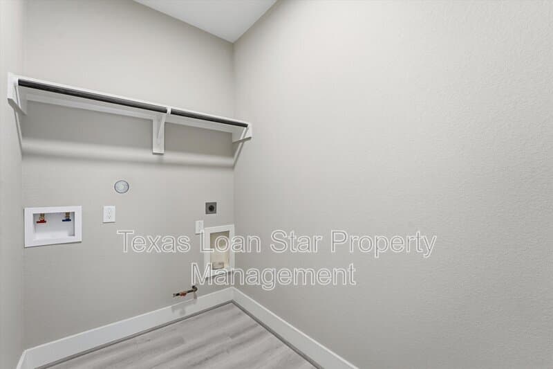 Houston Condo: 3107 Grassmere St