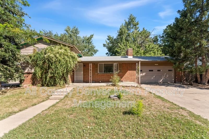 Arvada House: 11741 West 70th Place