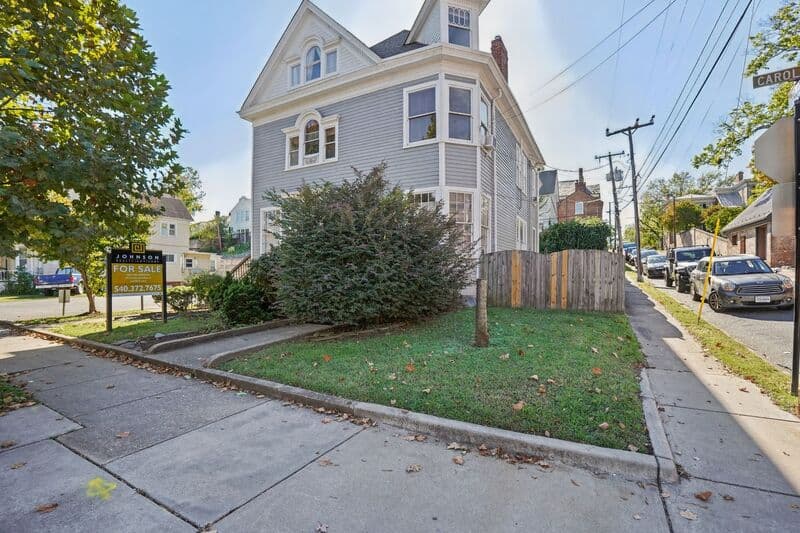 Fredericksburg Condo: 1122 Caroline St