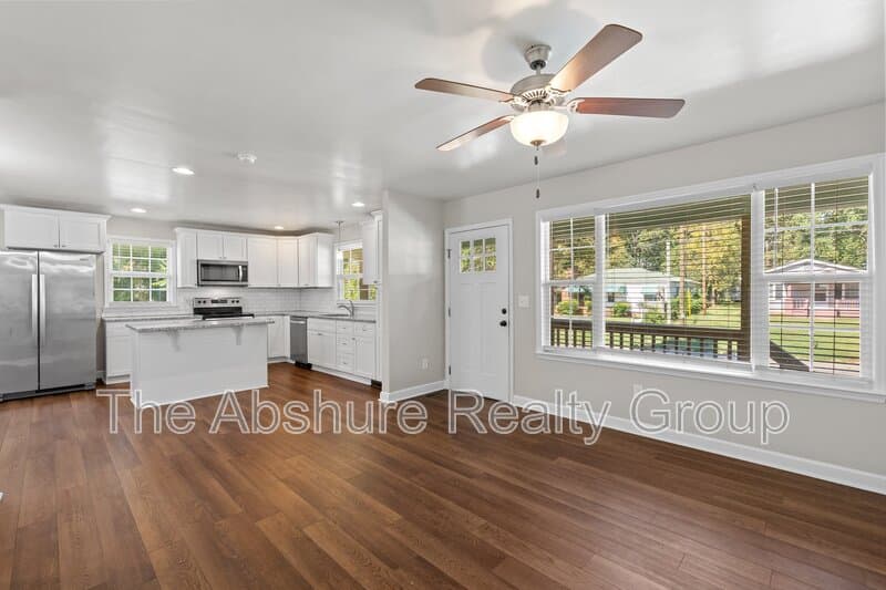 Raleigh House: 121 Gilbert Avenue