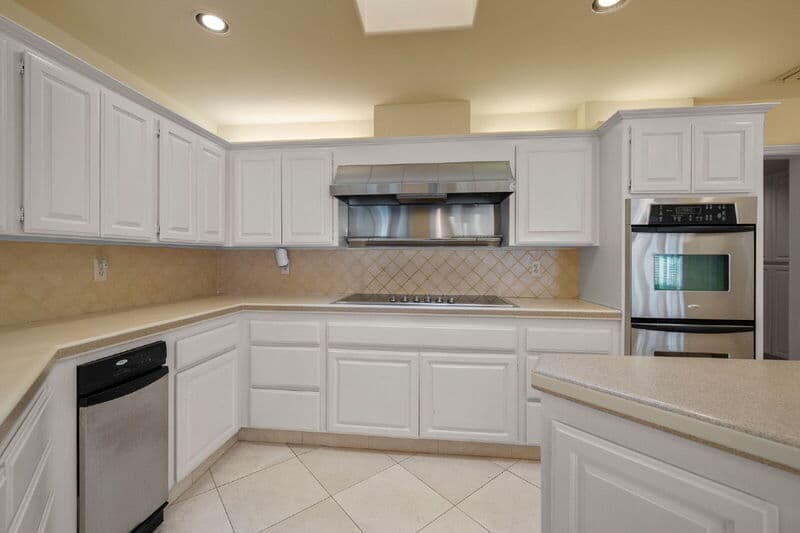 San Diego House: 18714 Bernardo Trails Dr