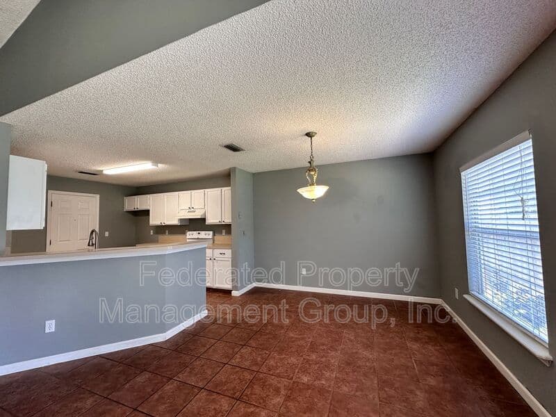 JACKSONVILLE House: 9007 BRIDGECREEK DRIVE