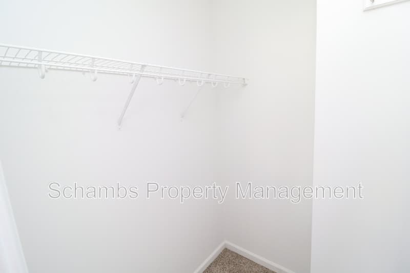 Clayton House: 410 Whitehall Ct