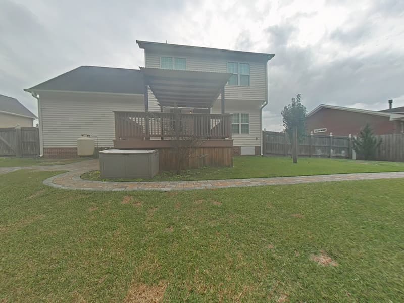 Fayetteville House: 1617 Ellie Avenue