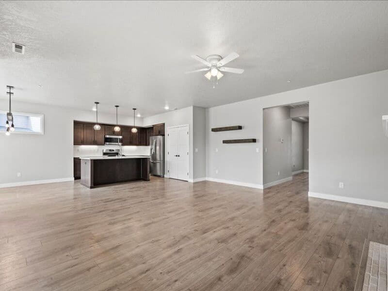 Richland House: 4725 Roark Dr