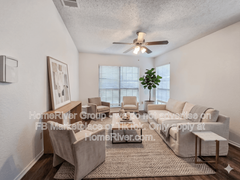 Fort Worth House: 2609 Galemeadow Dr