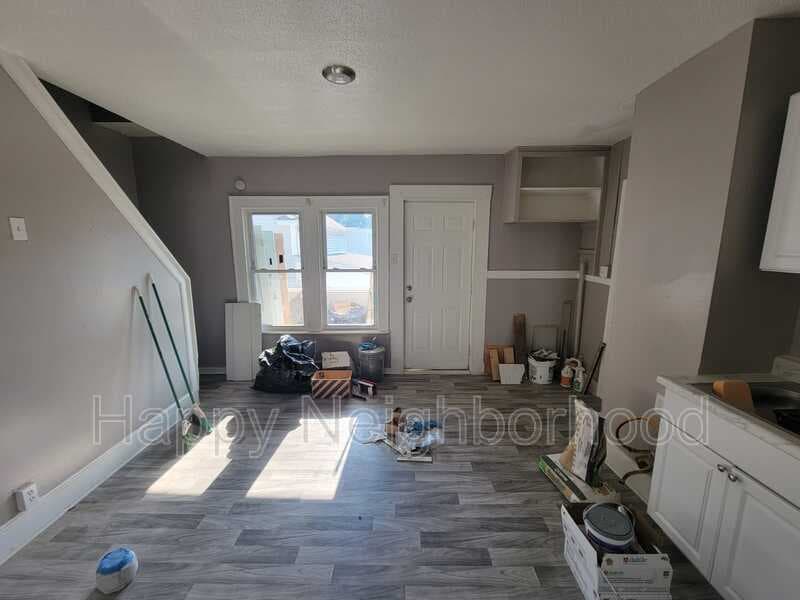 Middletown House: 46 Green StreetUnit 2B