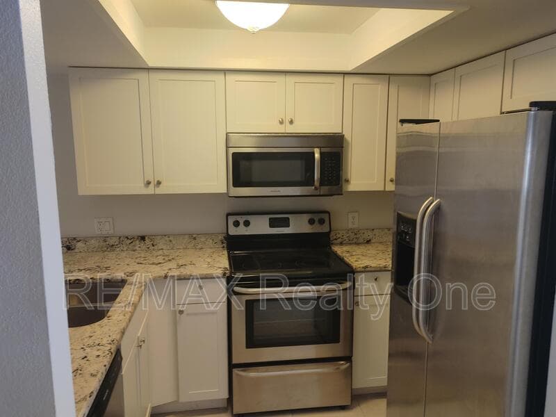 Crystal River House: 389 Northwest 14th Place - 1