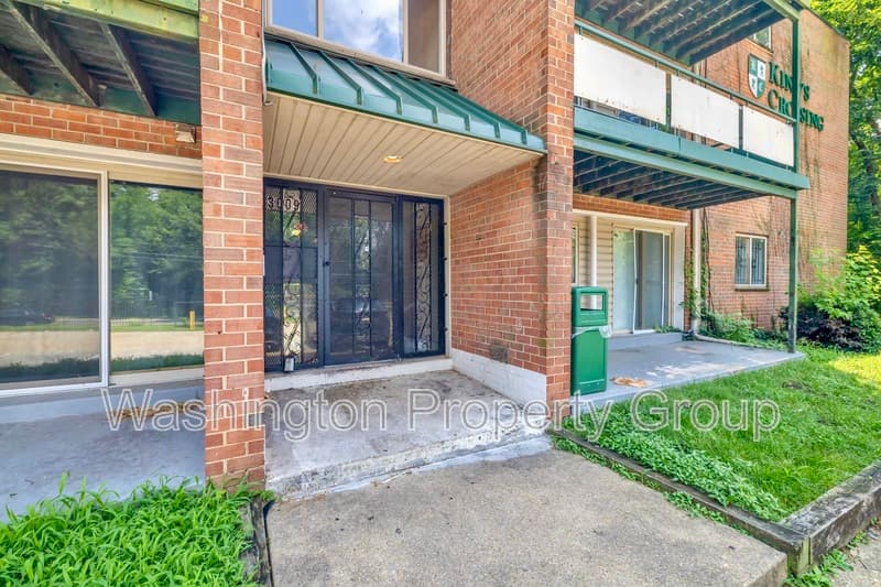 Temple Hills Condo: 3009 Southern Ave
