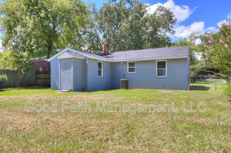 Augusta House: 2507 Elderberry Drive