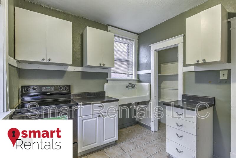 St. Louis Condo: 3763 Keokuk Street - 2 FL