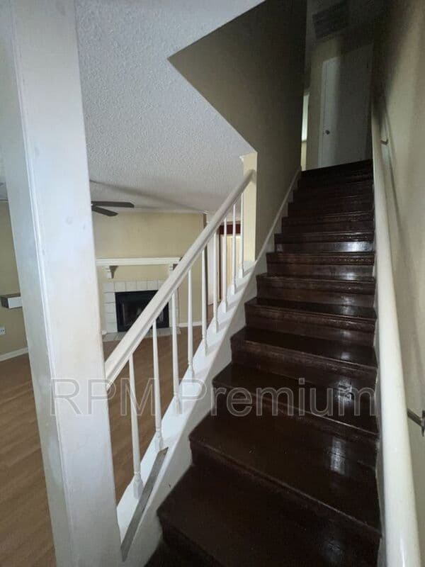 Baton Rouge Condo: 10062 Jefferson Hwy
