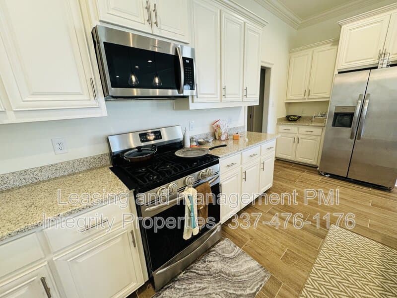 Youngsville House: 117 Preston Rose Lane