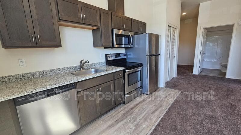 Scappoose Condo: 33763 East Columbia Avenue - 7