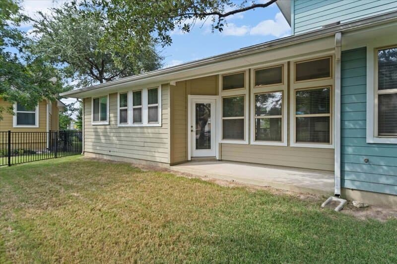 Leander House: 1765 Rowdy Loop - 47