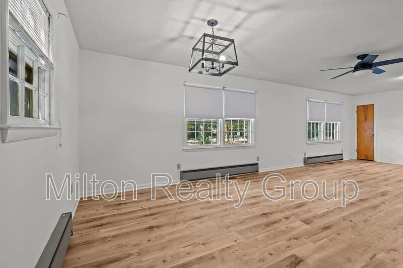 Lillington Condo: 16 Parkwood Circle B