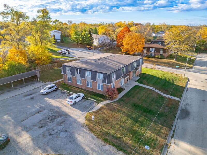 Rockford Condo: 3111 Jacqueline Drive - 2