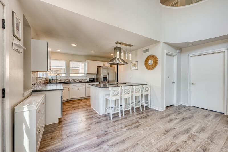 Cottonwood Shores House: 847 Pecan Lane