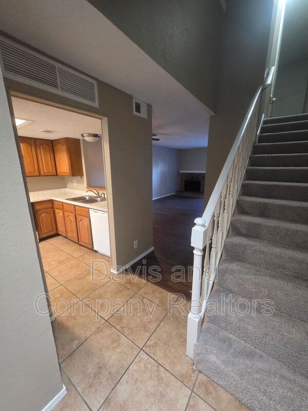 Midland House: 3316 Caldera Blvd 124