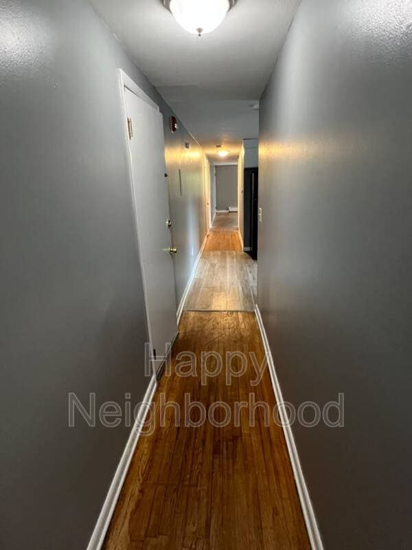 Meriden House: 16 Atkins StreetUnit 4