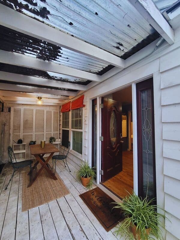 Memphis House: 816 Charles Place
