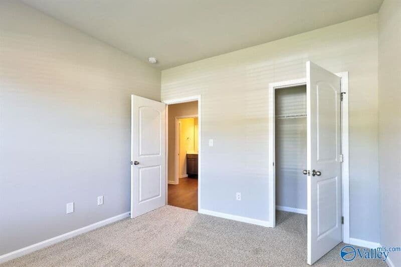 Harvest House: 128 Oak Fletcher Drive