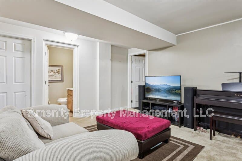 Toano House: 3271 Newland Court