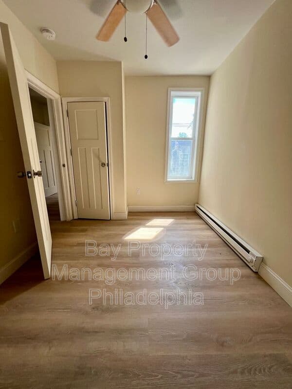 Philadelphia House: 124 E Wishart St