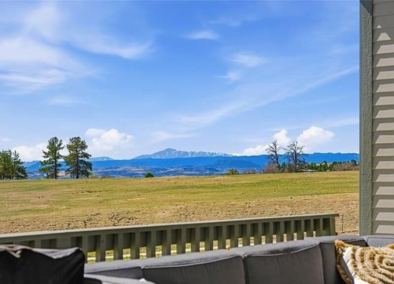 Castle Pines House: 6358 Rockingham Court