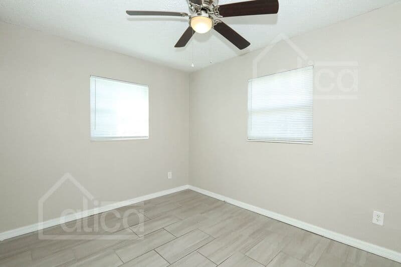 Orlando House: 4464 Piedmont St
