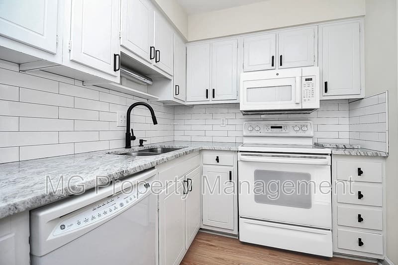 Charlotte Condo: 3726 Park Road