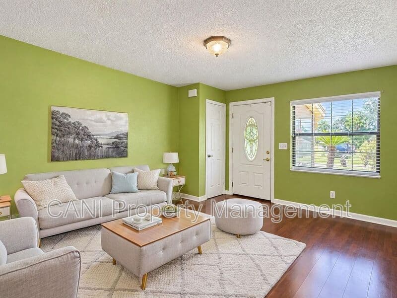 Sanford House: 1003 W 9th Street
