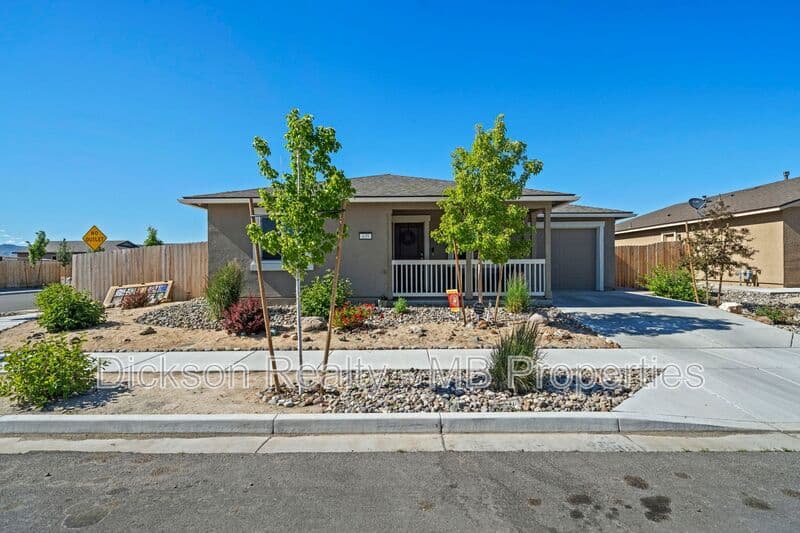 Reno House: 635 Fallon Station Road